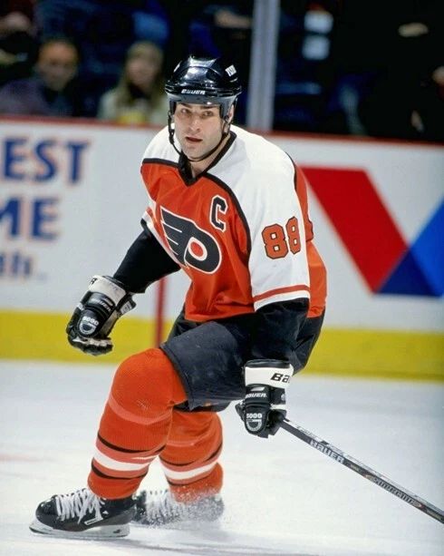 Eric Lindros Glossy Keychain Philadelphia Flyers Print Hockey Keychain