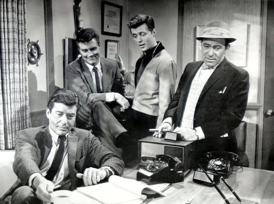 Efrem Zimbalist Roger Smith Byrnes Louis Quinn 77 Sunset Strip Photo Print 6X8