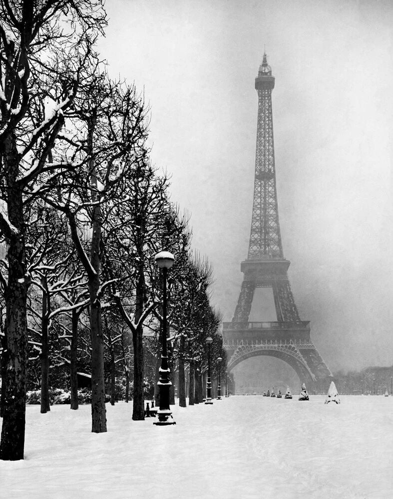 Eiffel Tower French Land Mark In Snowy Winter Print 1948 300 Piece Jigsaw Puzzle
