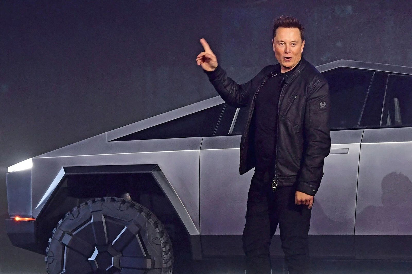 Elon Musk Inventor Entrepreneur Ceo Electric Truck Vehicle Picture Magnet Magnet