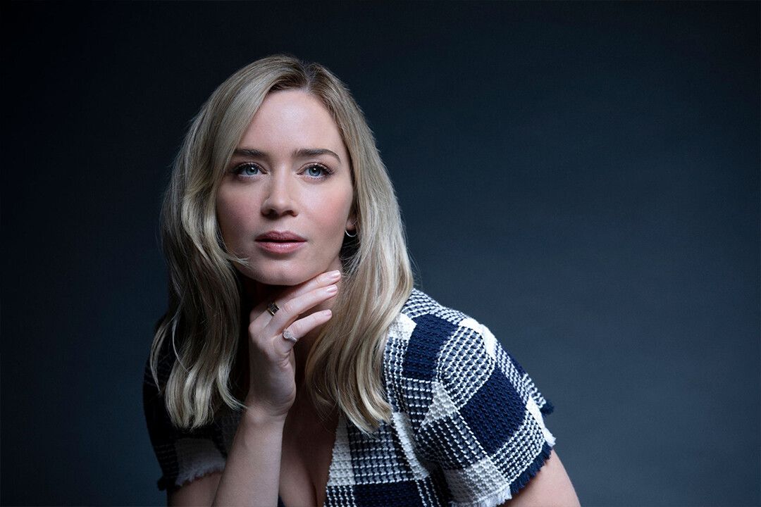 Emily Blunt Actress Awarded Actor Painting Jigsaw Puzzle