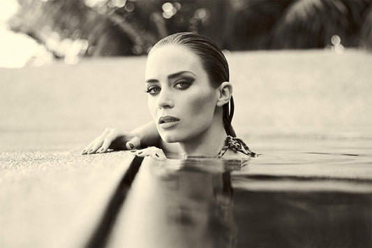 Emily Blunt British Actress Actor And Artist Wall Home Decor Jigsaw Puzzle