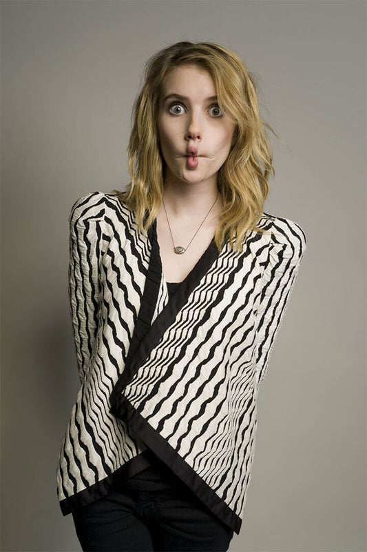 Emma Roberts American Actor Model And Singer Wall Home Decor Jigsaw Puzzle