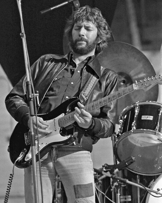 English Singer Eric Clapton Keychain Glossy Music Print Rock And Roll Keychain 3
