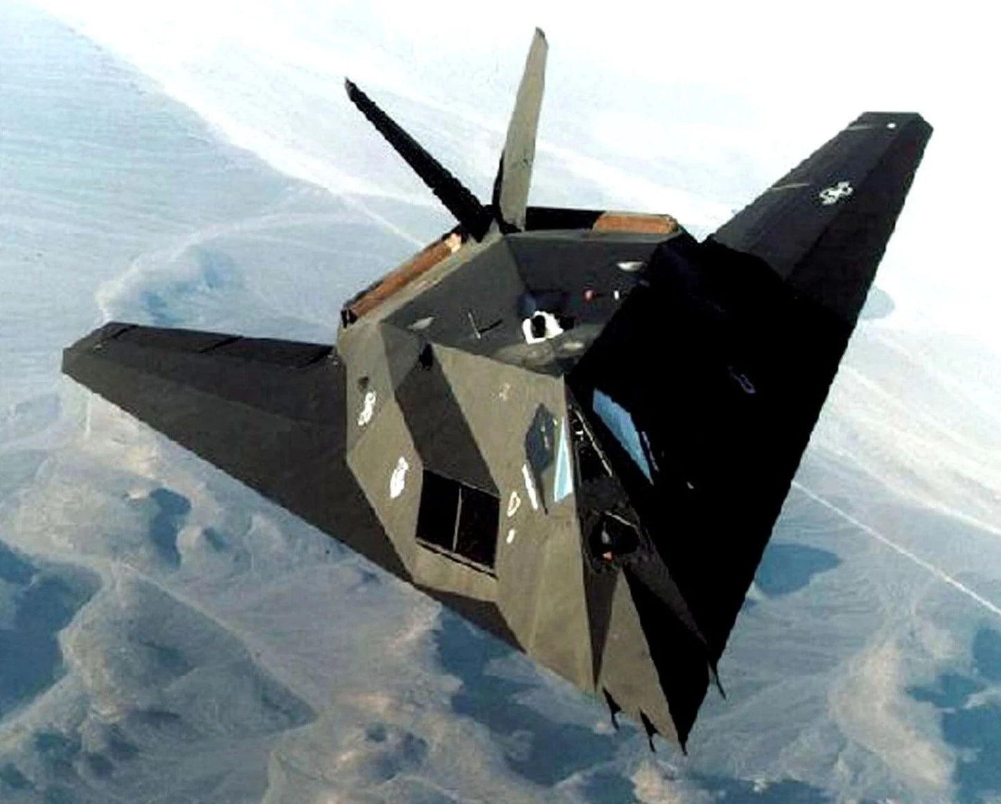 F 117 Nighthawk Stealth Military Aircraft Picture Keychain Keychain Lockheed 3