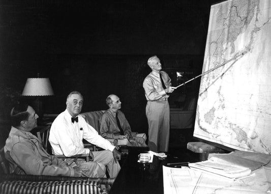 Franklin D. Roosevelt Macarthur Nimitz Leahy In Hawaii Magnet Print