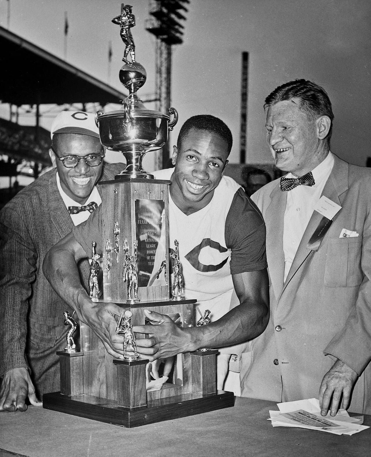 Frank Robinson Photo Cincinnati Reds Baseball Picture Mlb Roy Trophy