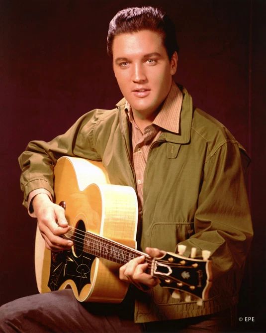 Famous Actor, Singer Elvis Presley Glossy Or Keychain Keychain 2