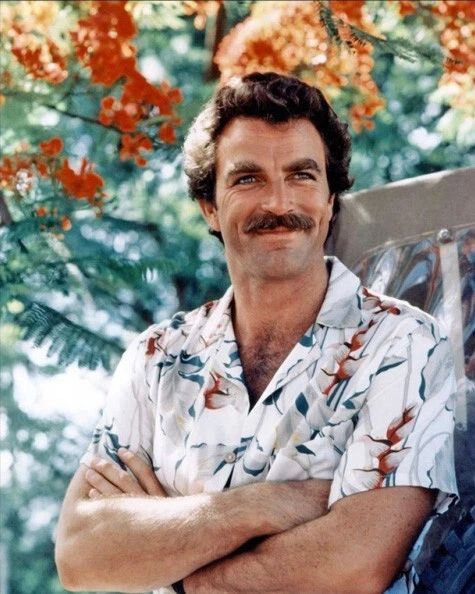 Famous Actor Tom Selleck Glossy Magnet Magnum Pi Print Television Show