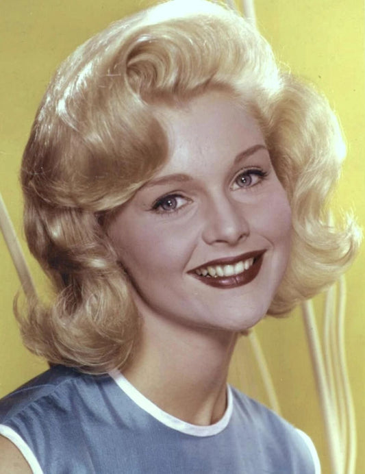 Famous Actress Carol Lynley Publicity Picture Magnet Magnet Print