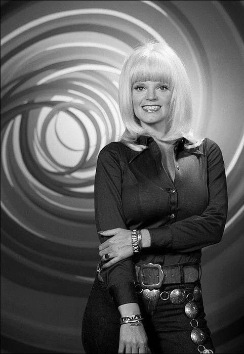 Famous Actress Carol Wayne Vintage Publicity Picture Keychain Keychain Print