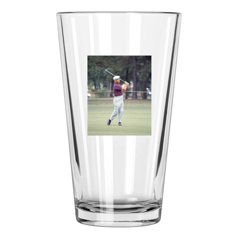 Famous Golfer Ben Hogan 1970 Champions International 2 Pint Beer Drinking Glass