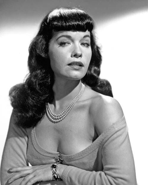 Famous Model Bettie Page Keychain Hollywood Print Celebrity Centerfold Keychain 2