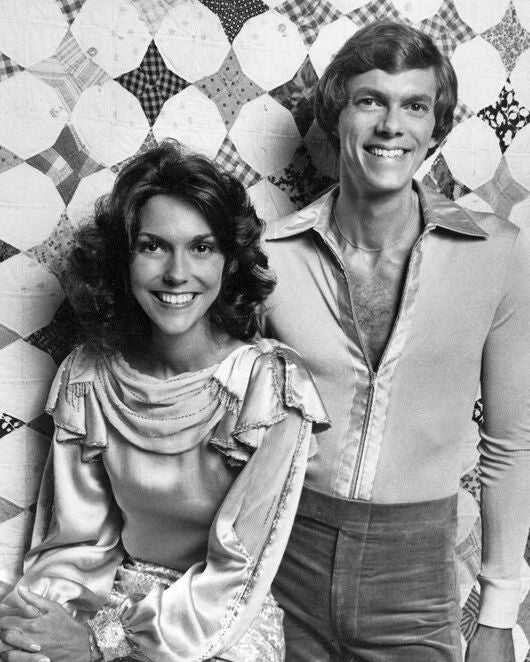 Famous Singers The Carpenters Glossy Keychain Karen And Richard Print