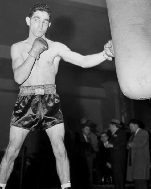 Featherweight Champion Willie Pep Glossy Keychain Boxing Training Keychain