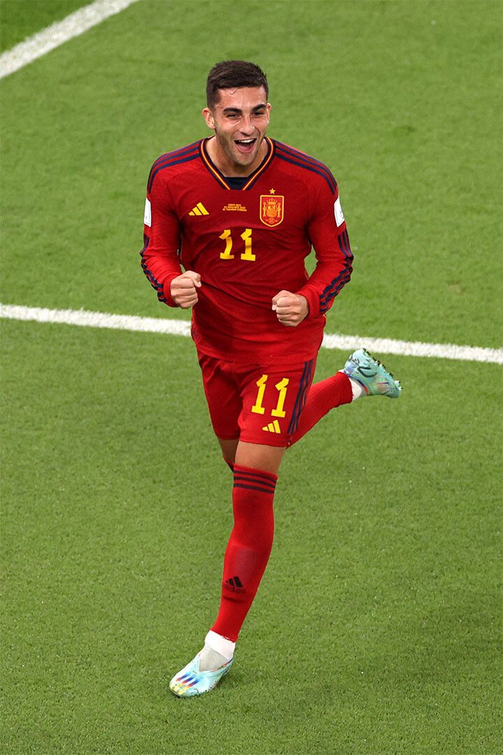 Ferran Torres Spain National Team World Cup Qatar 2022 Jigsaw Puzzle