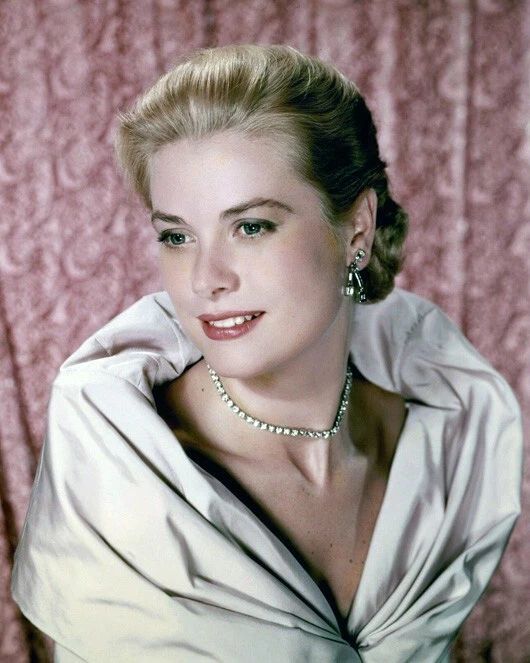 Film Actress Grace Kelly Glossy Keychain Print Celebrity Keychain 2