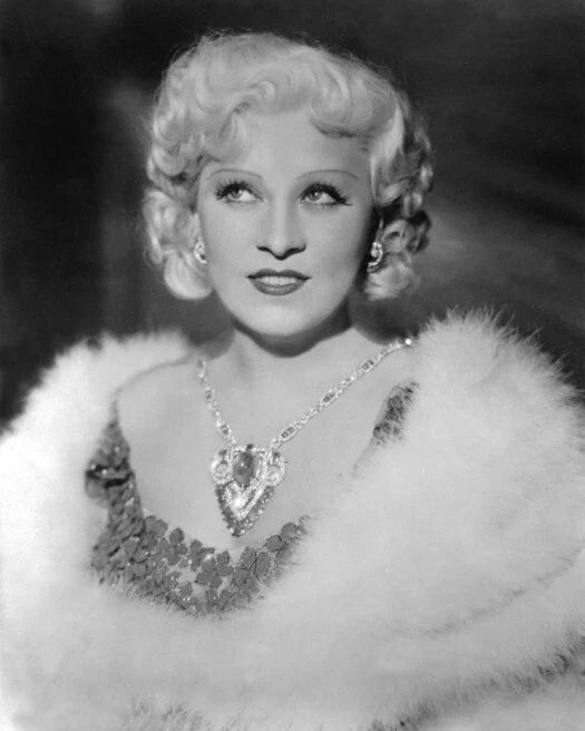 Film Actress Mae West Glossy Keychain Sex Symbol Keychain Fashion Model Print