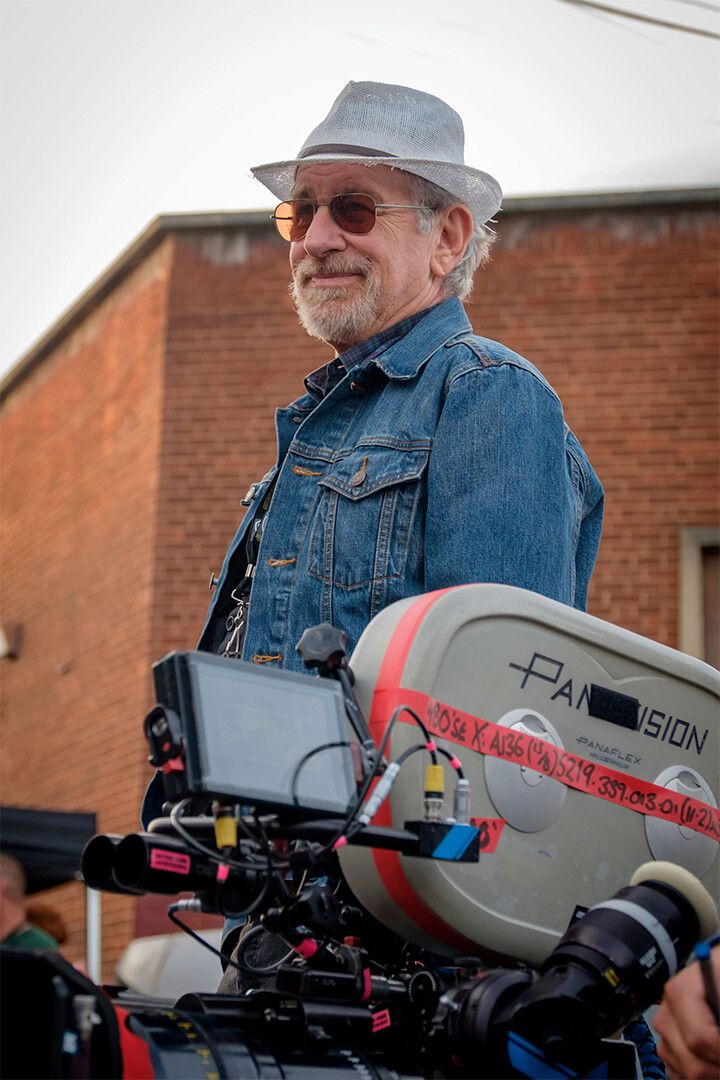 Film Director Stephen Spielberg 1973 Print Jigsaw Puzzle