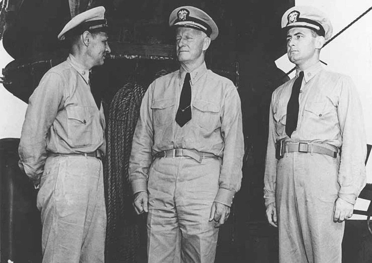 Fleet Admiral Chester Nimitz World War Ii Navy 5 X 7 300 Piece Jigsaw Puzzle