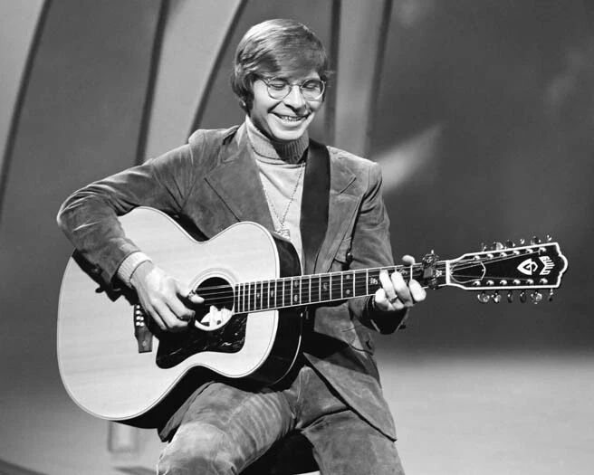 Folk Singer John Denver Photo Film Actor Print Glossy Poster Country