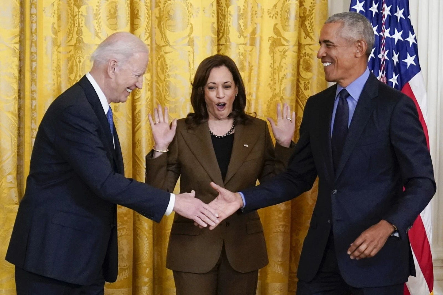 Former Presidents Barack Obama & Joe Biden W Kamala Harris Picture Keychain