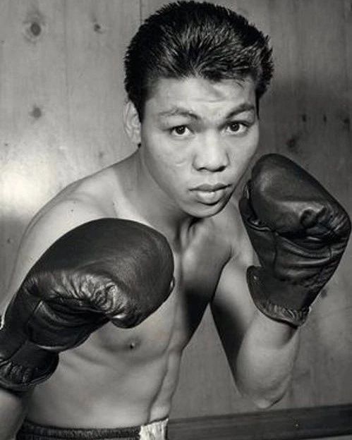Gabriel Flash Elorde Photo Boxing Picture Close Up