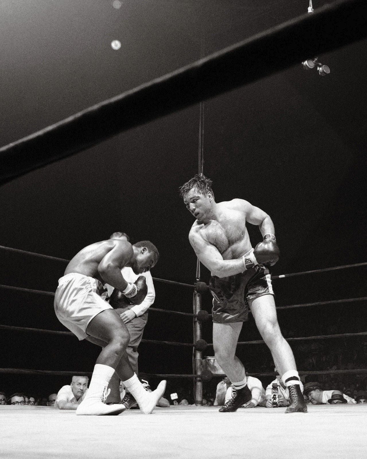 George Chuvalo Vs Joe Frazier Photo Boxing Picture Bw 300 Piece Jigsaw Puzzle
