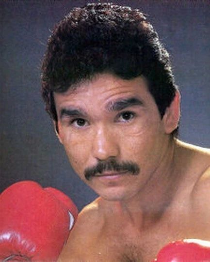Gilberto Roman Photo Boxing Picture