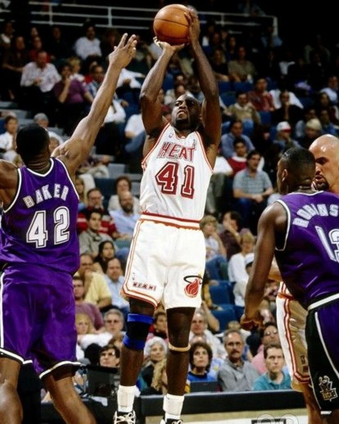 Glen Rice Photo Miami Heat Basketball Nba Taking Shot