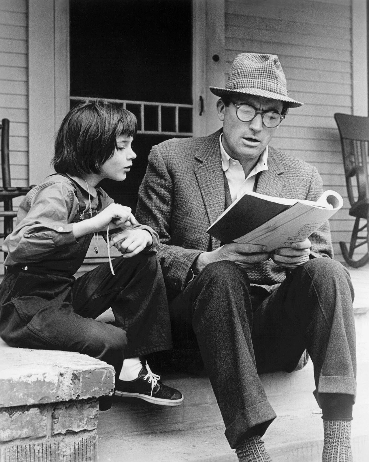 Gregory Peck Mary Badham In To Kill A Mockingbird Picture Keychain Print 11 X 17