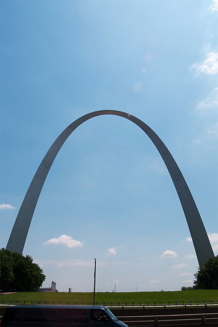 Gateway Arch And Paddlewheelers Iconic Monument Jigsaw Puzzle
