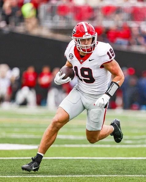 Georgia Bulldogs Brock Bowers Glossy Photo College Football Print Poster