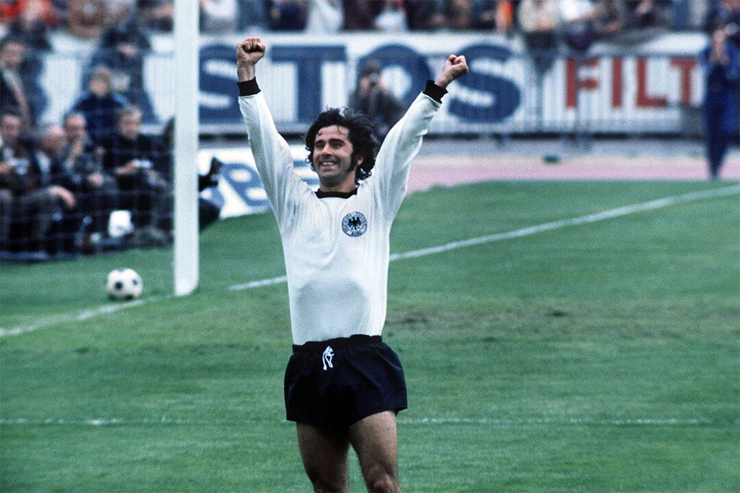 Gerd Muller Former German Football Player Jigsaw Puzzle