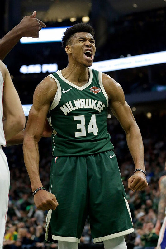 Giannis Antetokounmpo Basketball Player Milwaukee Art Home Decor Jigsaw Puzzle