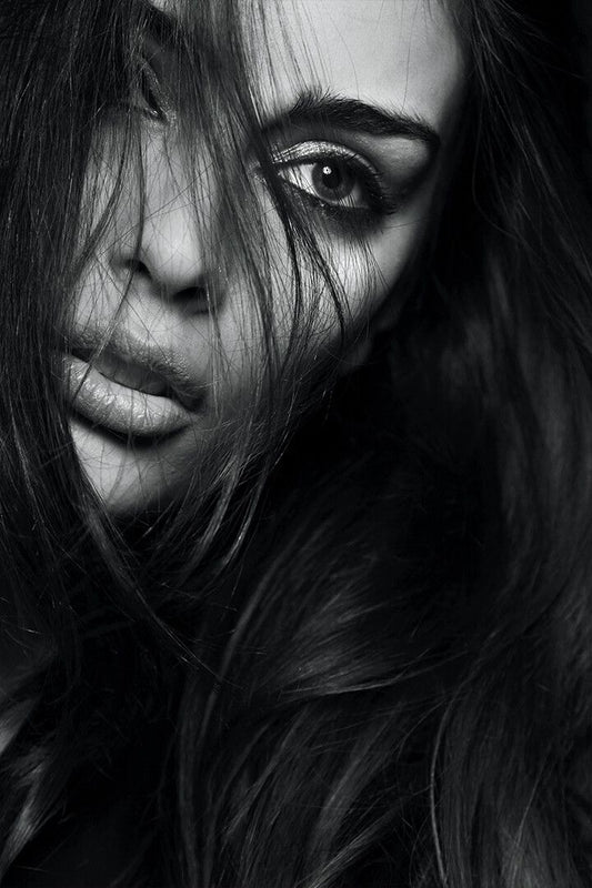 Grayscale Jigsaw Puzzle Portrait Of F Woman Art Wall Decor Jigsaw Puzzle