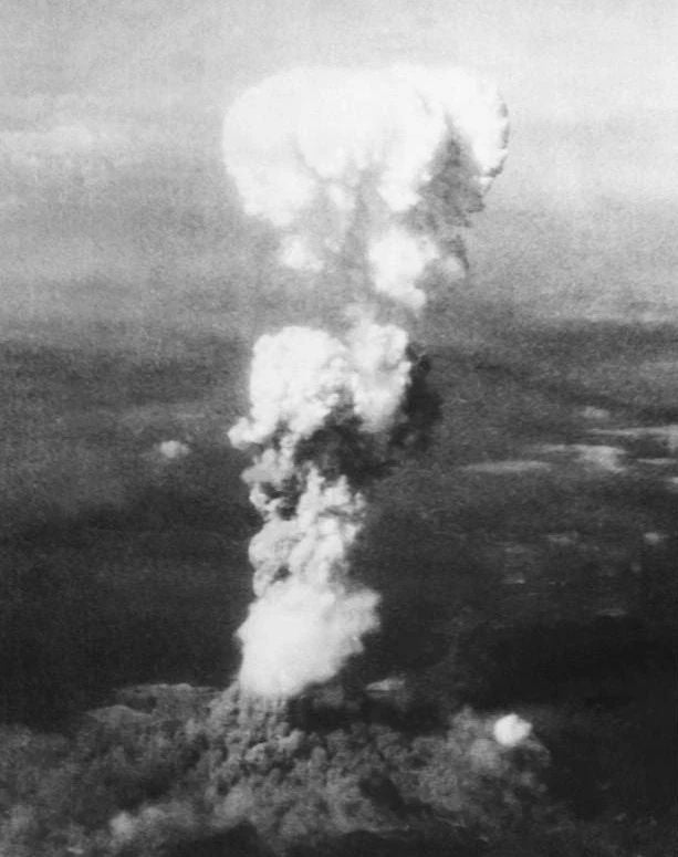 Hiroshima Magnet Wwii Atomic Bomb Little Boy Mushroom Cloud Japan Picture