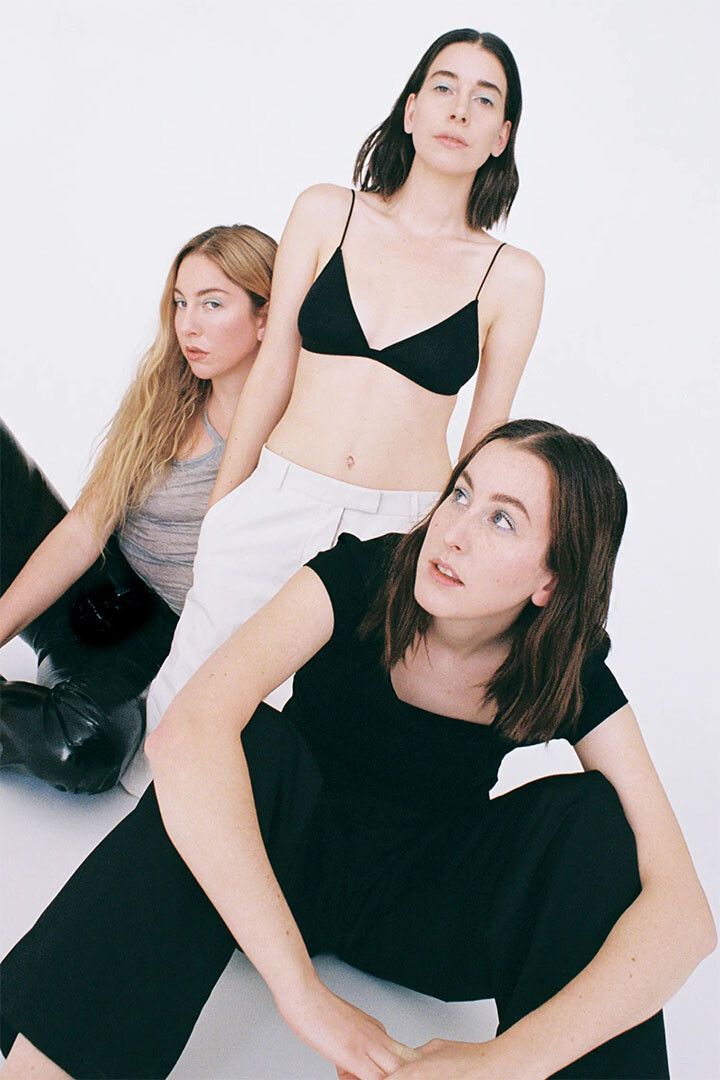 Haim American Pop Rock Music Group Musicians Wall Home Decor Jigsaw Puzzle