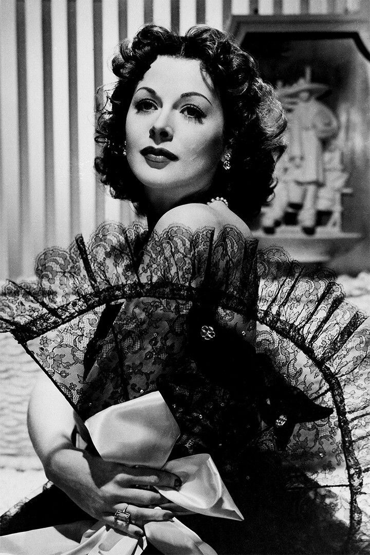 Hedy Lamarr With Lace Fan Actor Print Jigsaw Puzzle