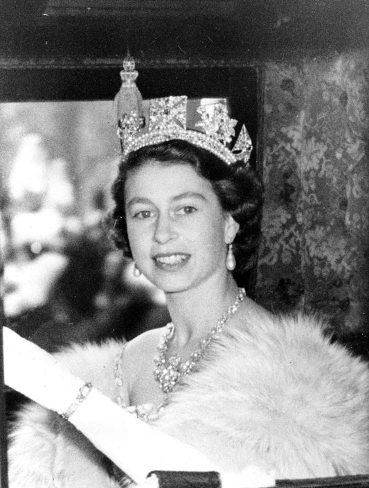 Her Royal Majesty Queen Elizabeth Ii Portrait Picture Magnet Print 1