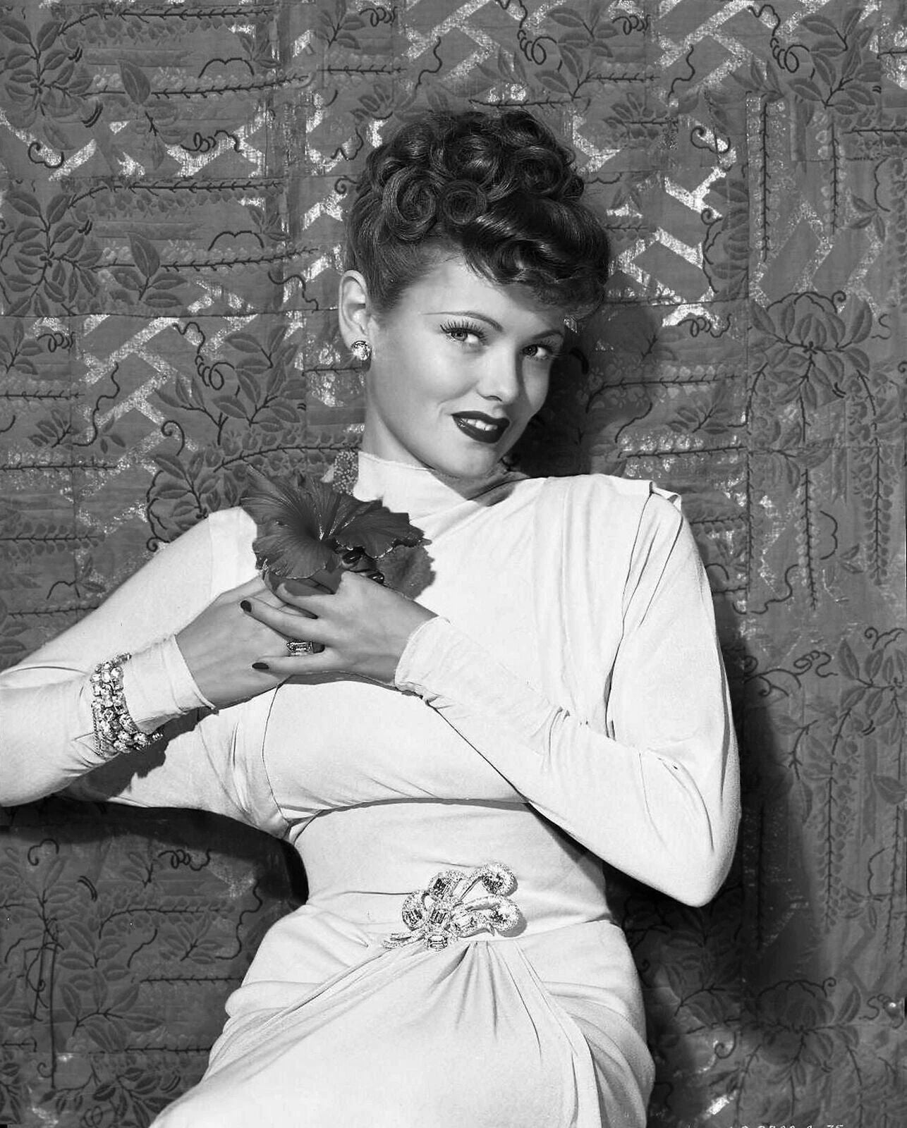 Hollwood Actress Gene Tierney Classic Black & White Picture Magnet