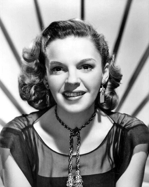 Hollywood Actress Judy Garland Glossy Keychain Keychain Celebrity Portrait 1