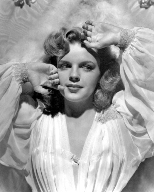Hollywood Actress Judy Garland Glossy Keychain Print Presenting Lily Mars