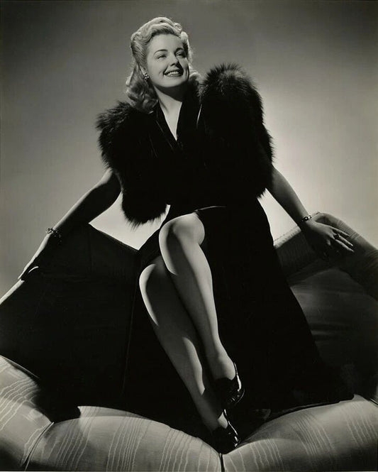 Hollywood Golden Age Actress Mary Beth Hughes Retro Picture Magnet