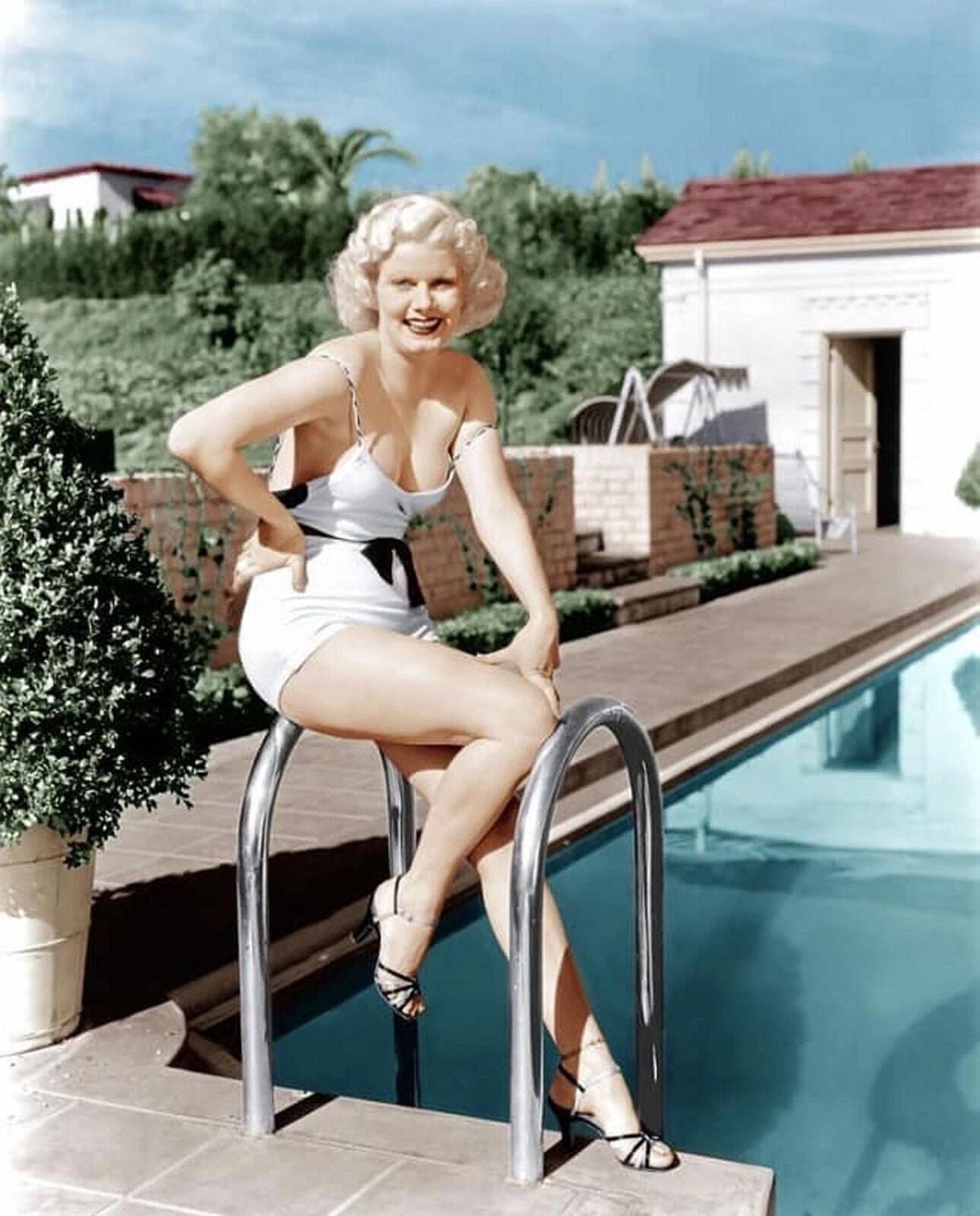 Hollywood Icon Jean Harlow Pool Side Swimsuit Keychain Keychain