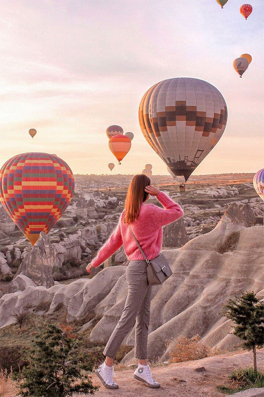 Hot Air Balloons In Monument Valley Landscape Wall Home Decor Jigsaw Puzzle