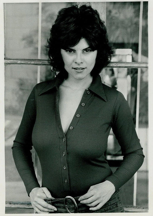 Iconic American Actress Adrienne Barbeau Picture Keychain Keychain Print