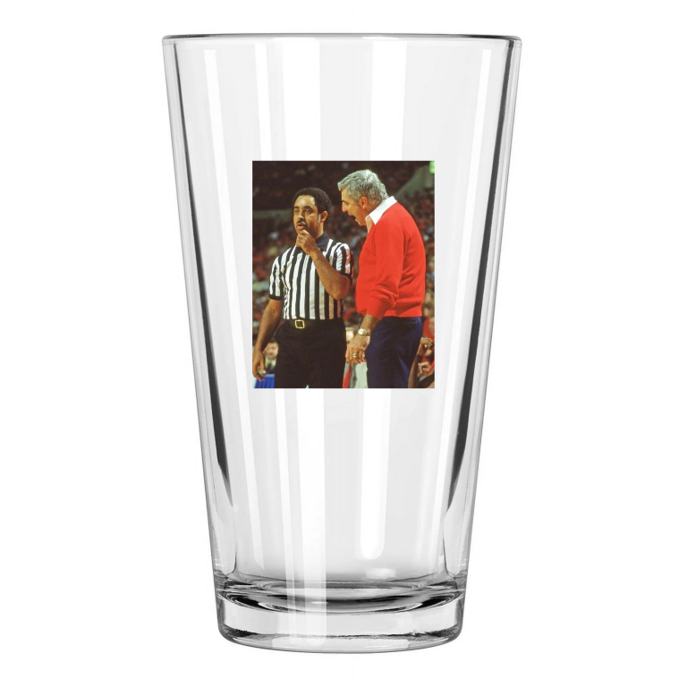 Indiana Hoosiers Coach Bobby Knight Yelling At A Referee Pint Beer Glass