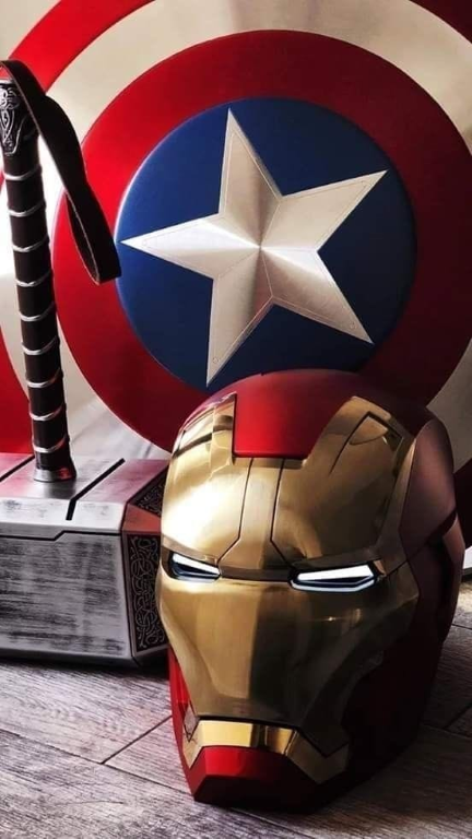 Iron Man And Mjolnir 2876 Jigsaw Puzzle