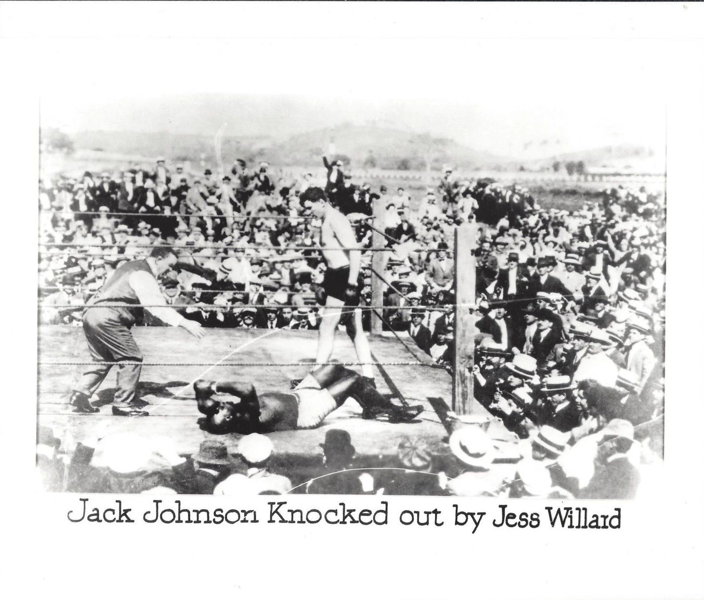 Jack Johnson Knocked Out By Jess Willard Keychain Boxing Picture